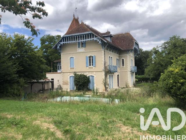 Vente maison 15 pièces Castelnau d'Auzan 32