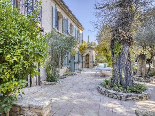 Vente maison 15 pièces Châteauneuf du Pape 84