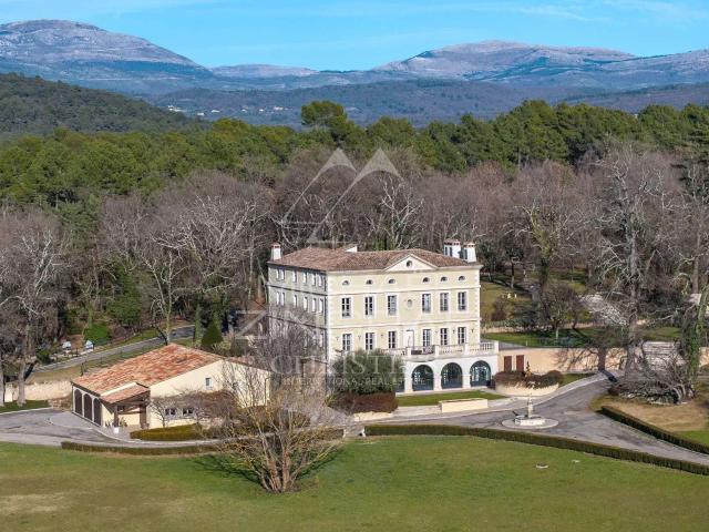 Vente maison 15 pièces Fayence 83