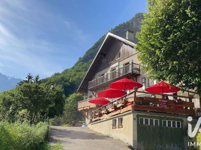 Vente maison 15 pièces Vaujany 38