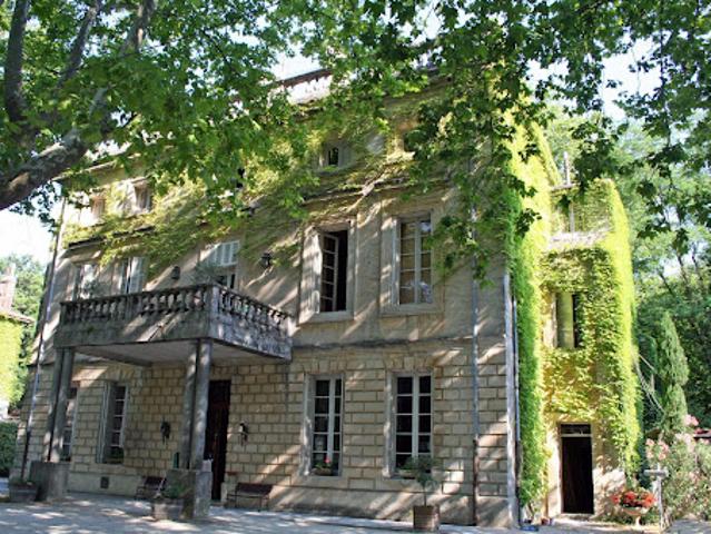 Vente Maison 15 pièces 1500 m2 Saint Restitut
