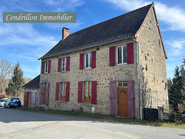 Vente Maison 15 pièces 158 m2 Saint Médard la Rochette