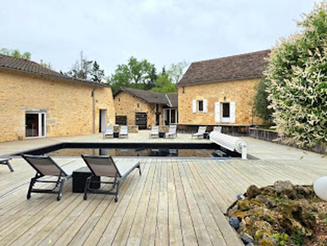 Vente Propriété 15 pièces 343 m2 Mussidan