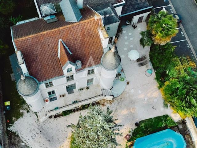 Vente Maison 15 pièces 395 m2 Pau