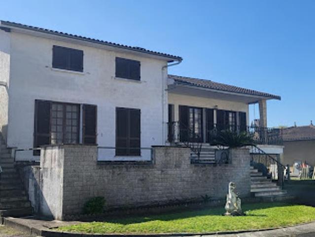 Vente Maison 15 pièces 300 m2 Blanquefort