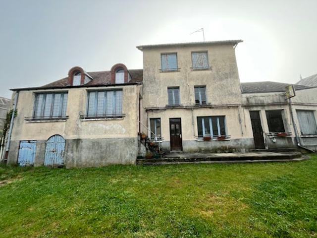 Vente Maison 15 pièces 334 m2 Lourdoueix Saint Michel