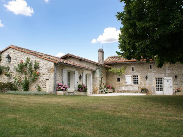 Vente Maison 15 pièces 334 m2 Roullet Saint Estèphe