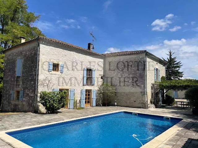 Vente Maison 15 pièces 472 m2 Montaigu de Quercy
