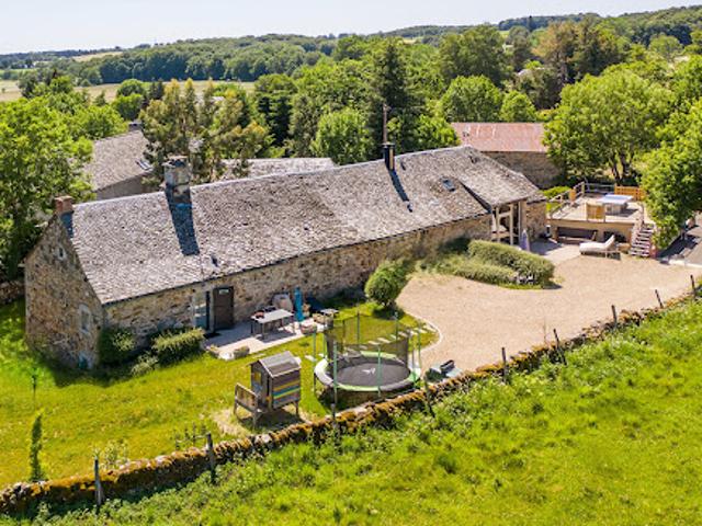 Vente Maison 15 pièces 497 m2 Laguiole
