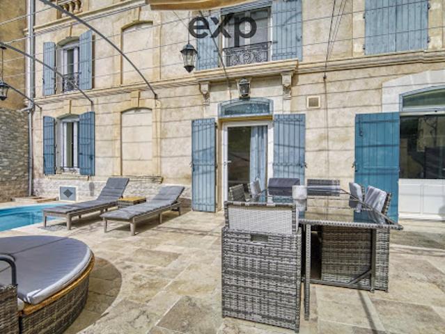 Vente Maison 15 pièces 400 m2 Apt