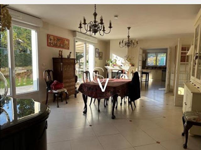 Vente Maison 15 pièces 410 m2 Sucy en Brie