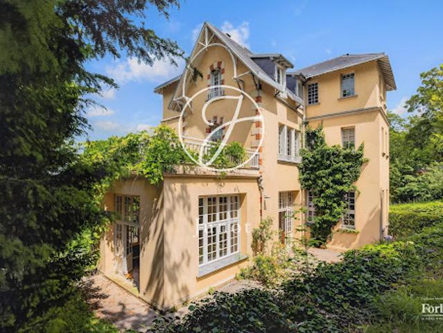 Vente Maison 15 pièces 586.44 m2 Rueil Malmaison