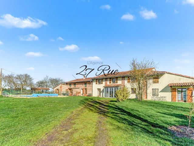 Vente Maison 15 pièces 520 m2 Cintegabelle