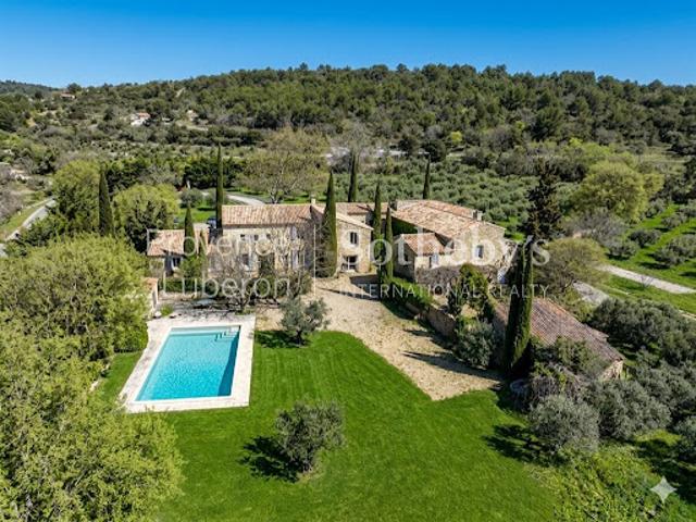 Vente Maison 15 pièces 625 m2 Gordes
