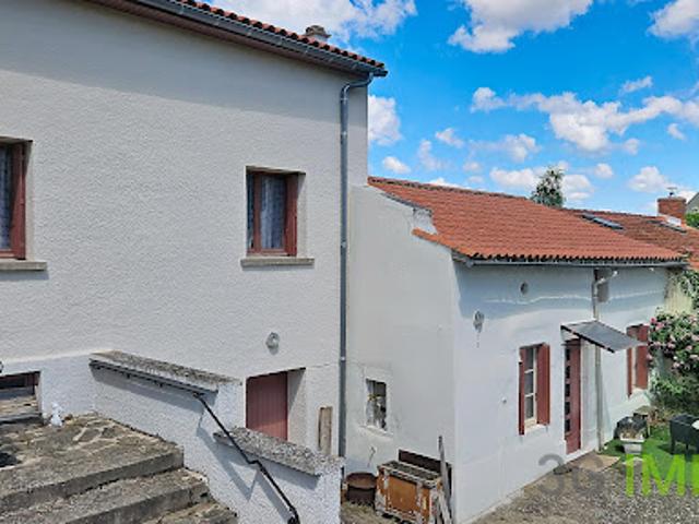 Vente Villa 4 pièces 165 m2 Vensat