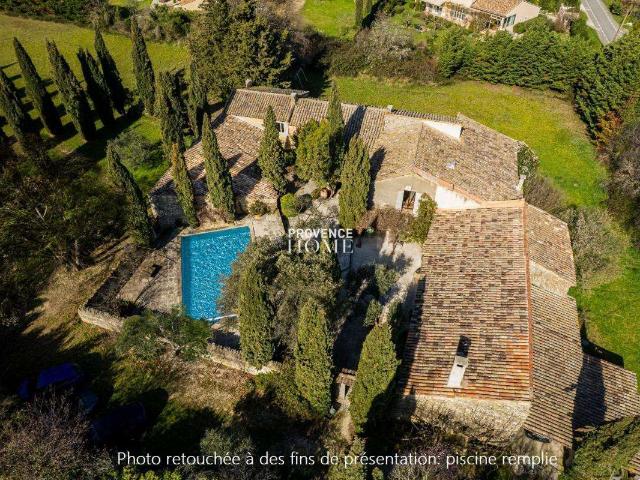 Vente maison 16 pièces Maubec 84