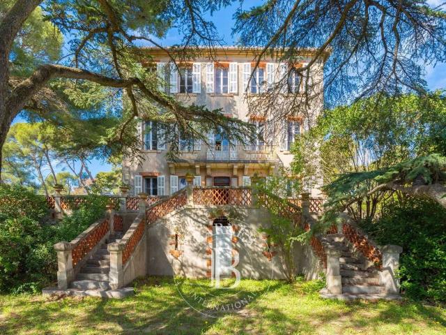 Vente maison 16 pièces Cassis 13