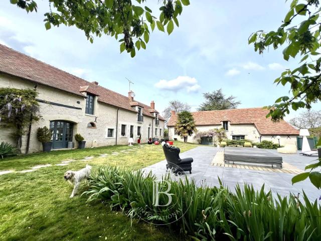 Vente maison 16 pièces Descartes 37