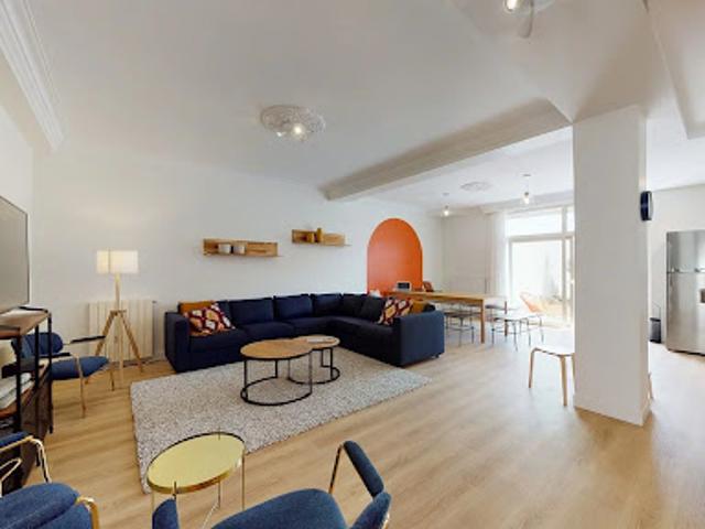 Vente Maison 16 pièces 215 m2 Villejuif