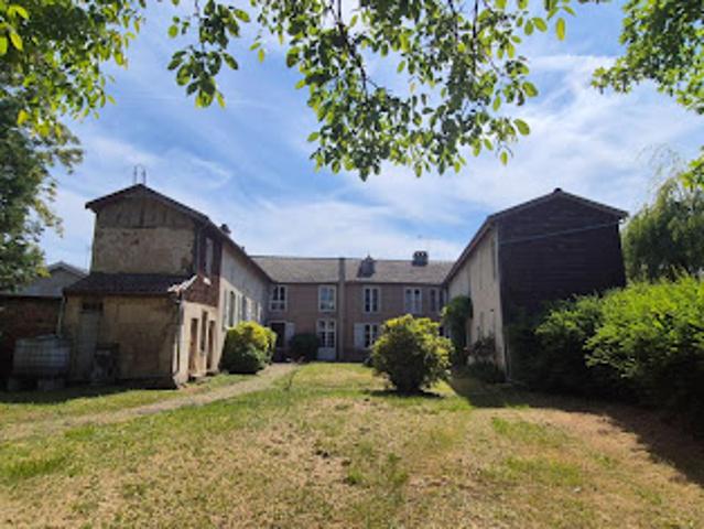 Vente Maison 16 pièces 396 m2 Saint Dizier