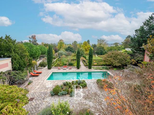 Vente Maison 16 pièces 538 m2 Rueil Malmaison