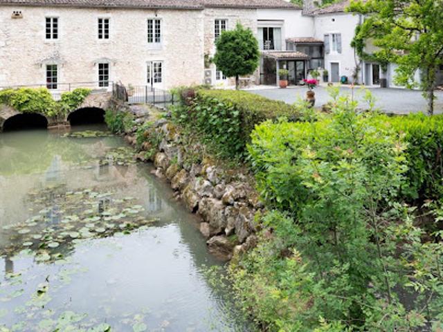 Vente Maison 16 pièces 750 m2 Monflanquin