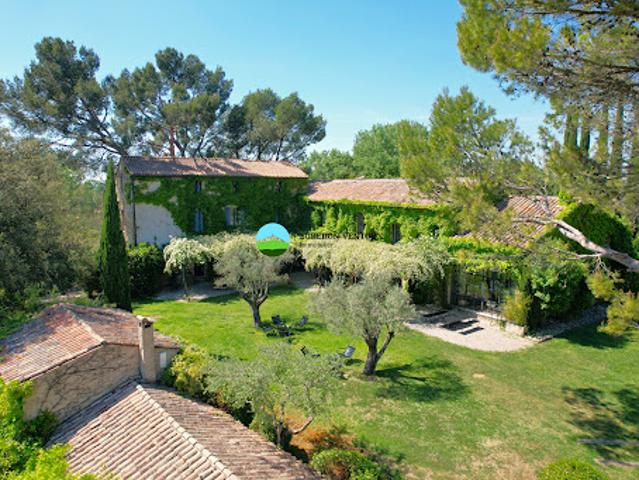 Vente Maison 16 pièces 780 m2 Caromb