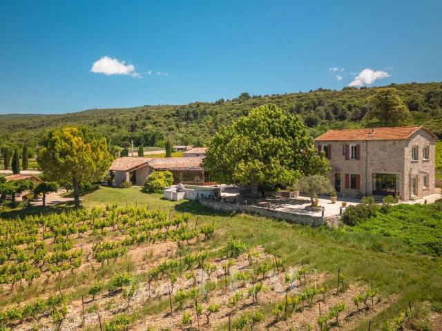Vente maison 17 pièces Bédoin 84