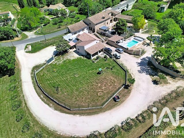 Vente Maison 17 pièces 434 m2 Saint Paulet de Caisson