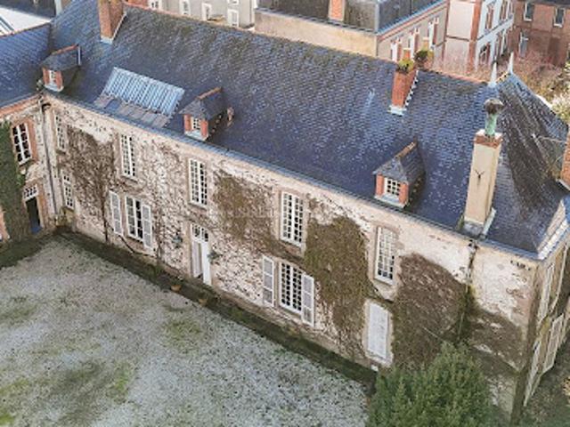 Vente Maison 17 pièces 510 m2 Cholet