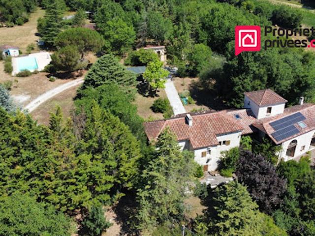 Vente Maison 18 pièces 420 m2 Montcuq en Quercy Blanc
