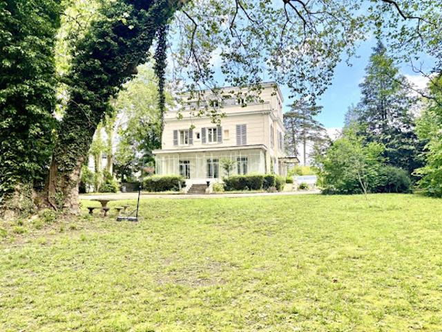 Vente Maison 18 pièces 560 m2 Le Mée sur Seine
