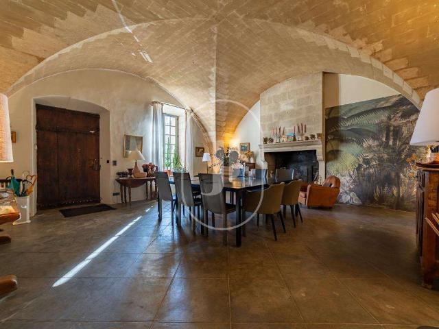 Vente maison 19 pièces Uzès 30