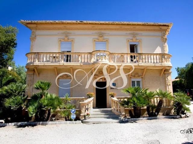 Vente Maison 19 pièces 520 m2 Saint raphael