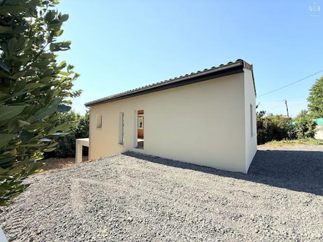 Vente Maison 1 pièce 47 m2 Saint Etienne de Fontbellon