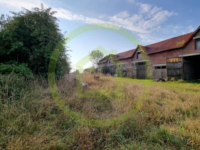 Vente Maison 1 pièce 536 m2 Le Plessier Rozainvillers