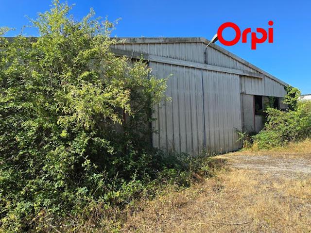 Vente Maison 1 pièce 540 m2 Bernay