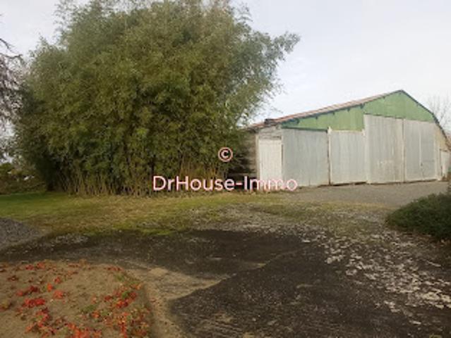 Vente Maison 1 pièce 600 m2 Commequiers