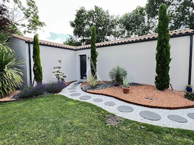 Vente Maison 1 pièce 62 m2 Médis