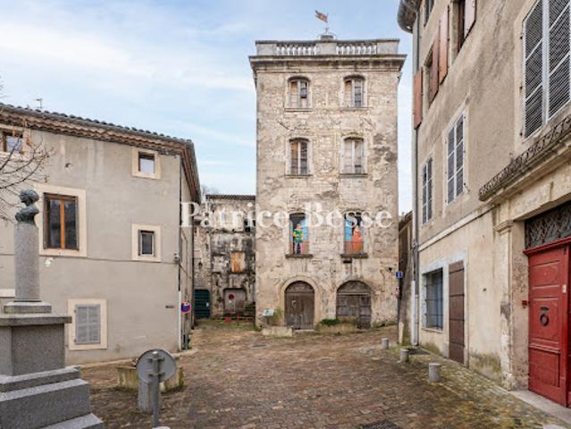 Vente Maison 1 pièce 780 m2 Viviers