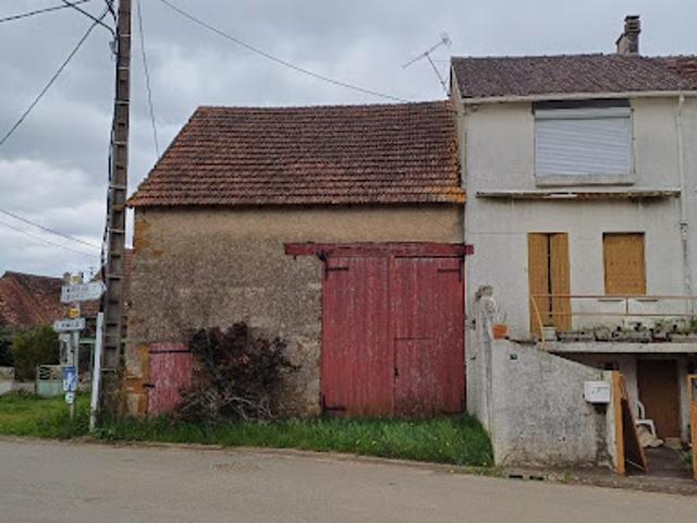 Vente Maison 1 pièce 80 m2 Saint Civran
