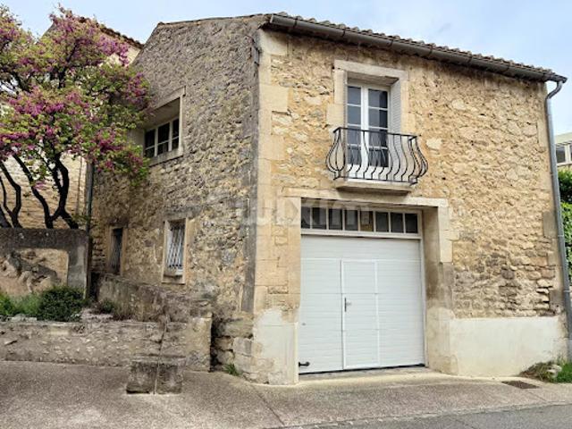 Vente Propriété 1 pièce 80 m2 Saint Restitut