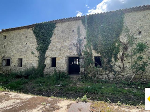 Vente Maison 1 pièce 820 m2 Cauzac
