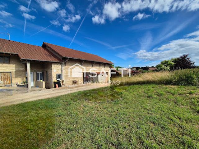 Vente Maison 1 pièce 900 m2 Saint Etienne du Bois