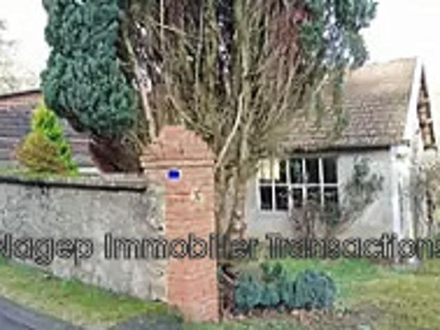 Vente Maison 1 pièce 100 m2 Ferrières sur Sichon