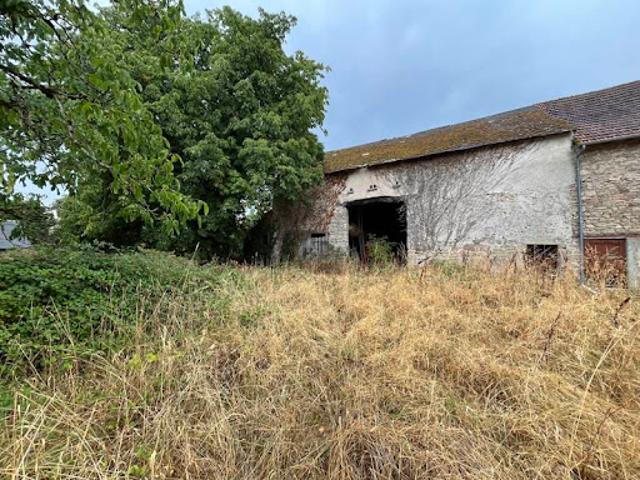 Vente Maison 1 pièce 105 m2 Saint Agnant de Versillat