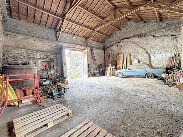 Vente Maison 1 pièce 127 m2 Sayat
