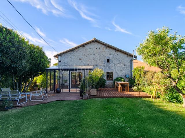 Vente Maison 6 pièces 140 m2 Melle