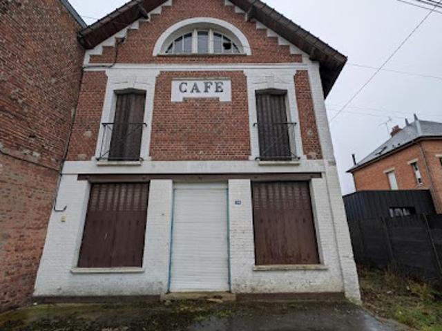 Vente Maison 1 pièce 180 m2 Doingt flamicourt