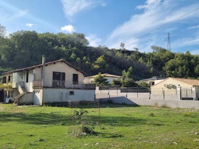Vente Maison 1 pièce 220 m2 Le Teil